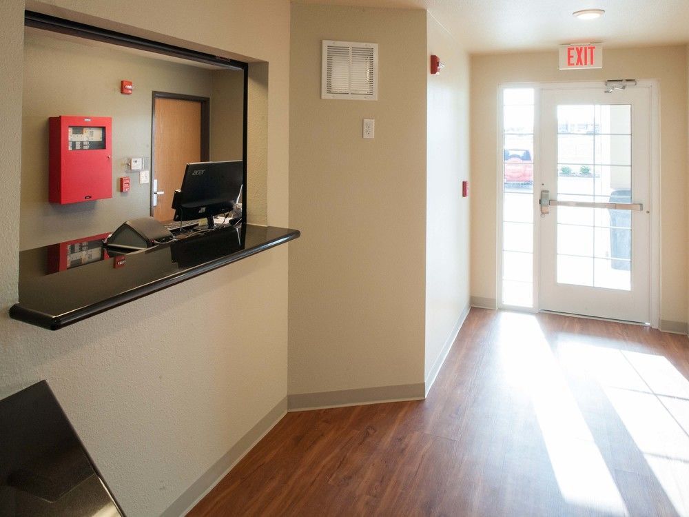 Extended Stay America Select Suites - Cleveland - Airport Fairview Park Εξωτερικό φωτογραφία