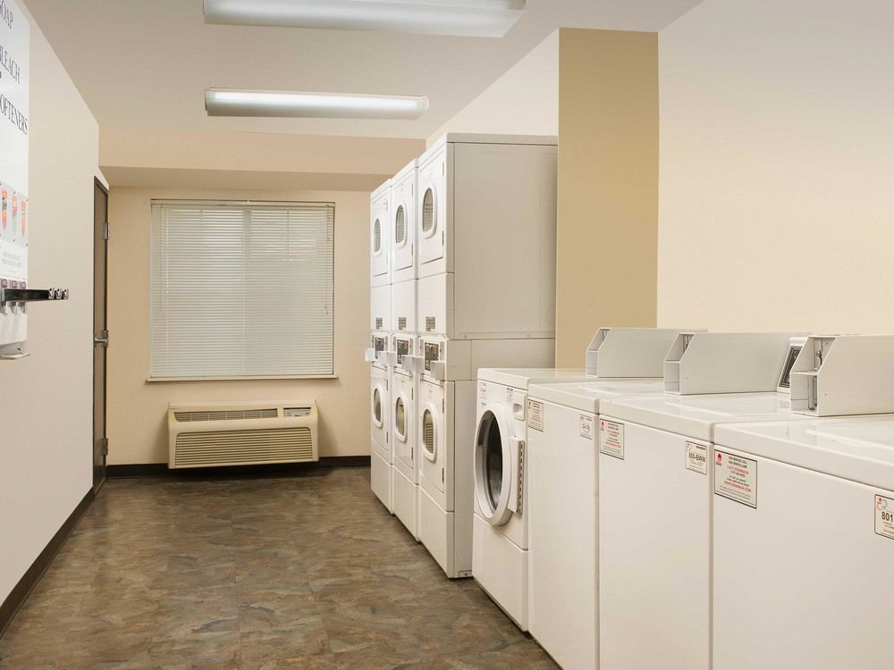 Extended Stay America Select Suites - Cleveland - Airport Fairview Park Εξωτερικό φωτογραφία