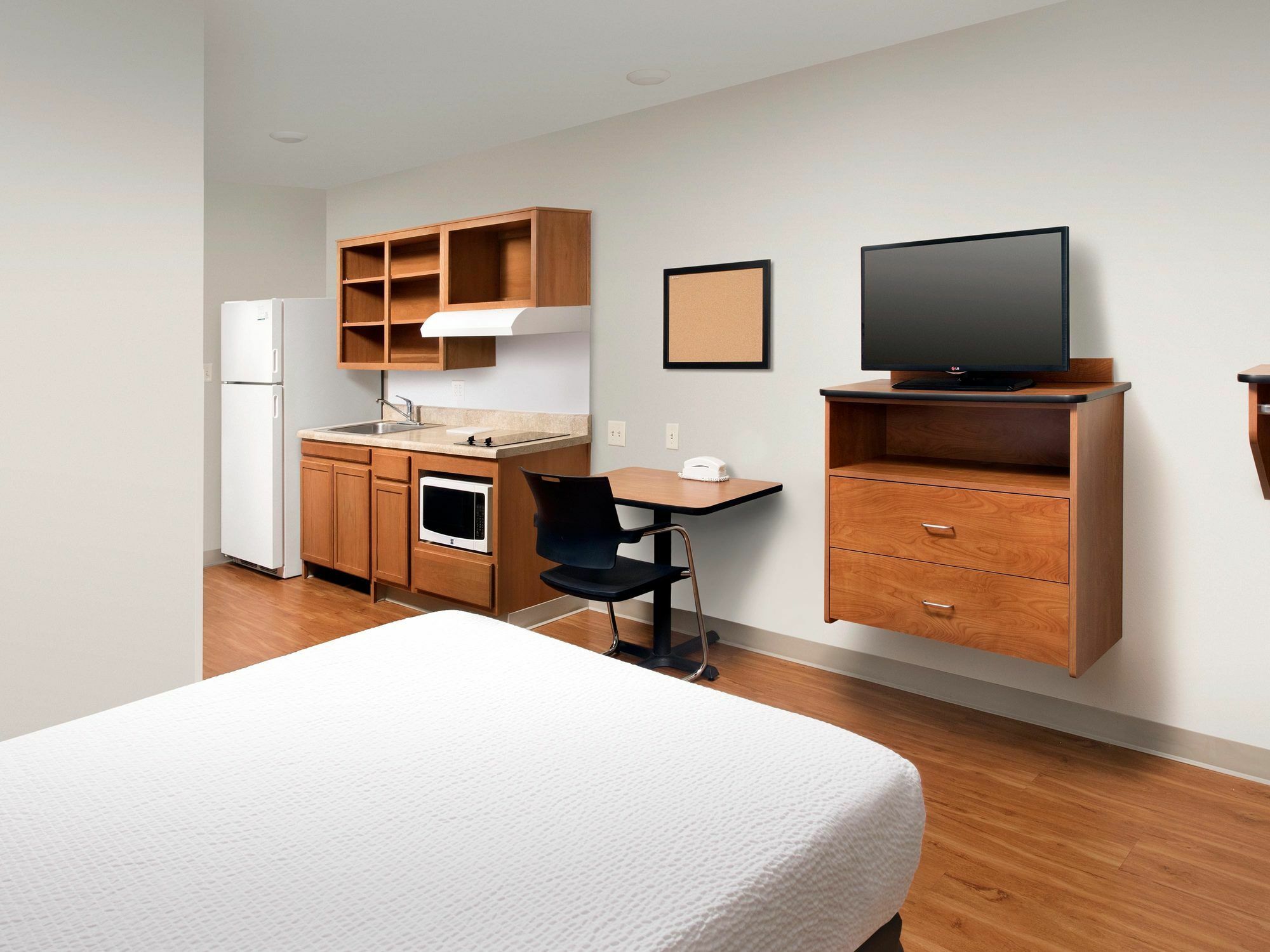 Extended Stay America Select Suites - Cleveland - Airport Fairview Park Εξωτερικό φωτογραφία