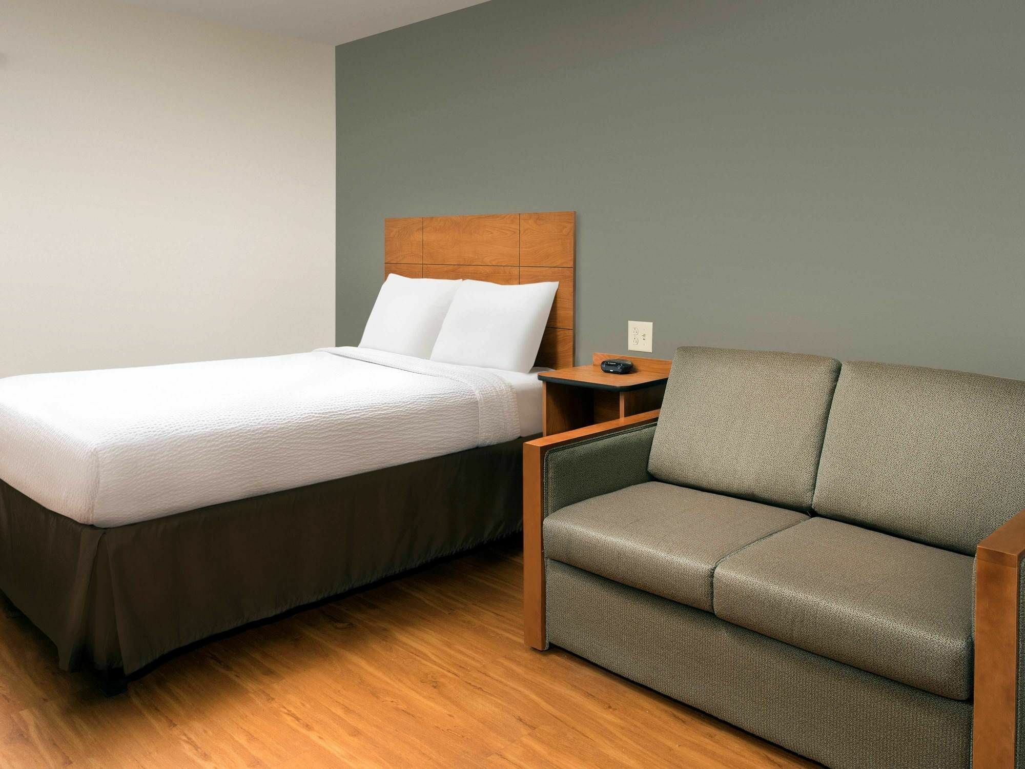 Extended Stay America Select Suites - Cleveland - Airport Fairview Park Εξωτερικό φωτογραφία