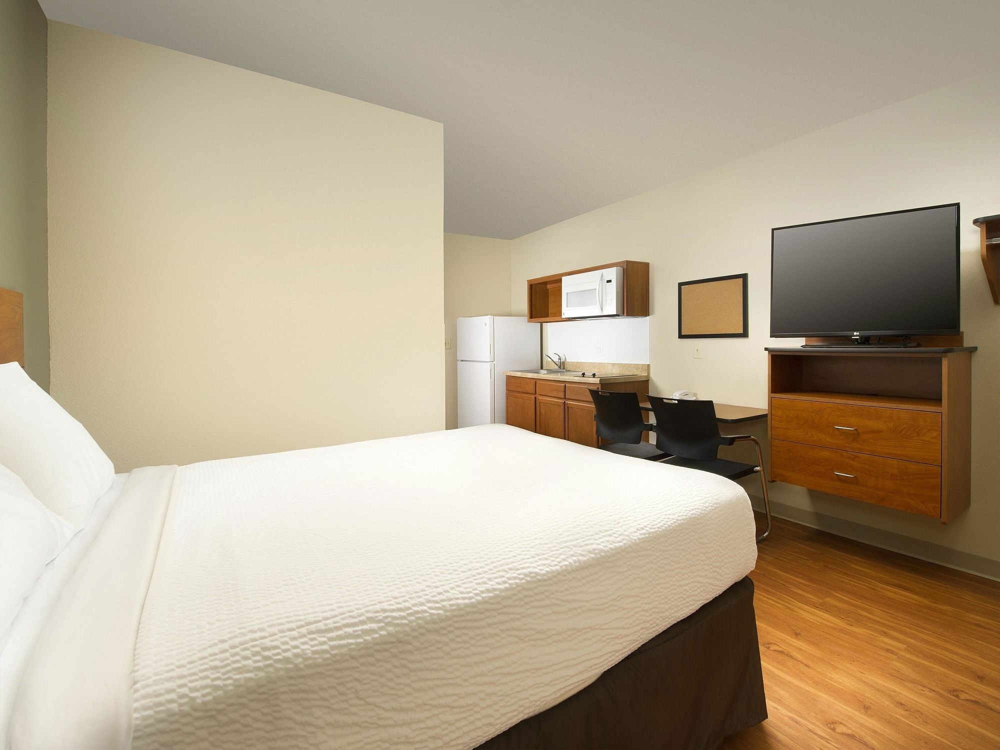 Extended Stay America Select Suites - Cleveland - Airport Fairview Park Εξωτερικό φωτογραφία